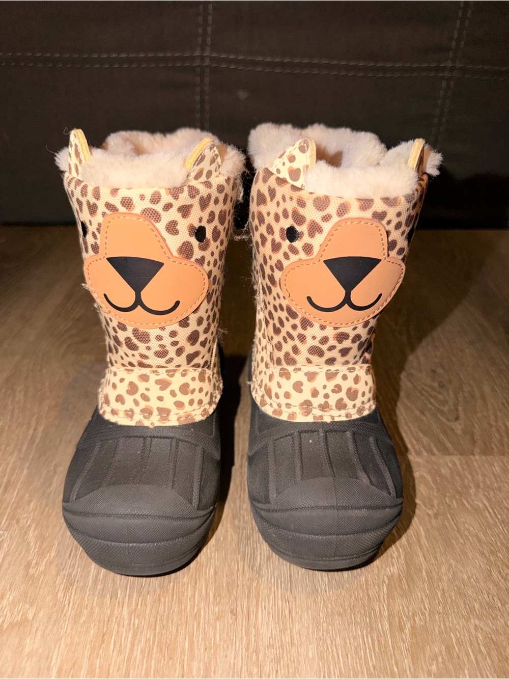 Cat & Jack Girls’ Leopard Snow Boots – Size 8